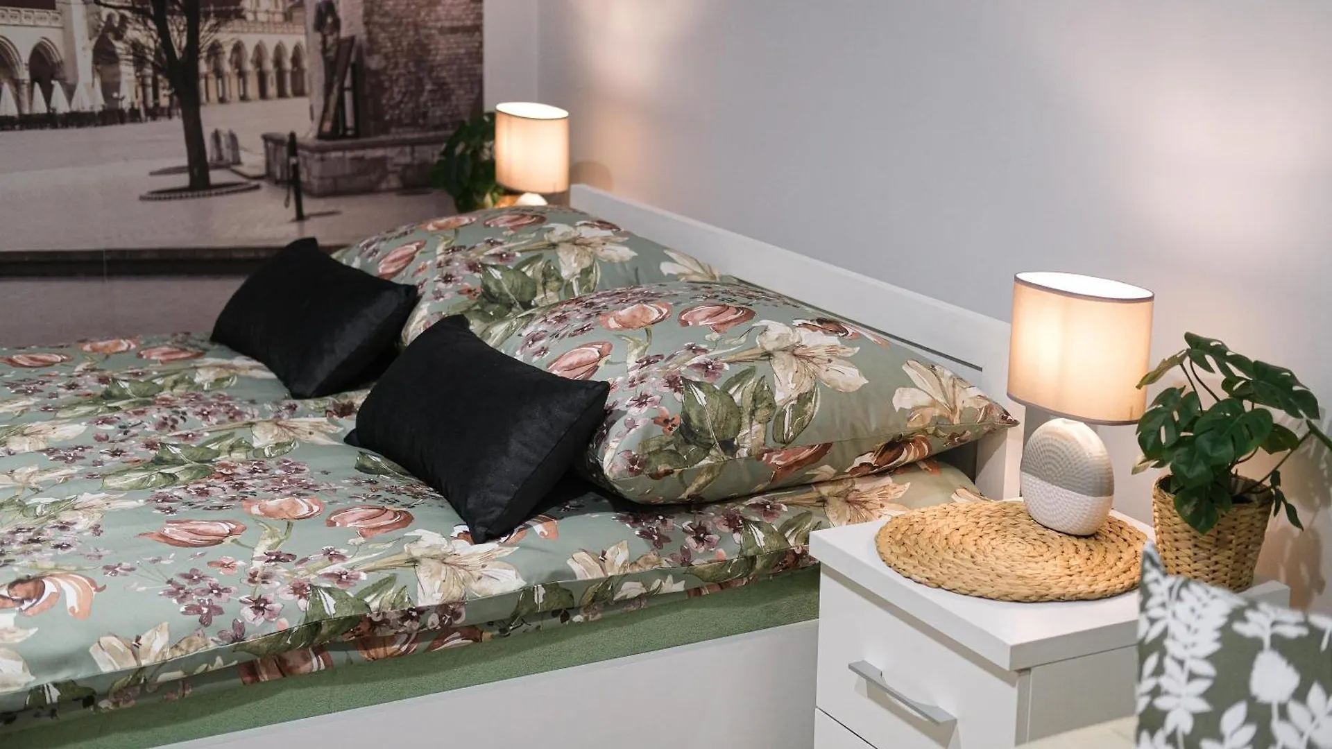 Old Town Wawel II Premium Apartments contacts