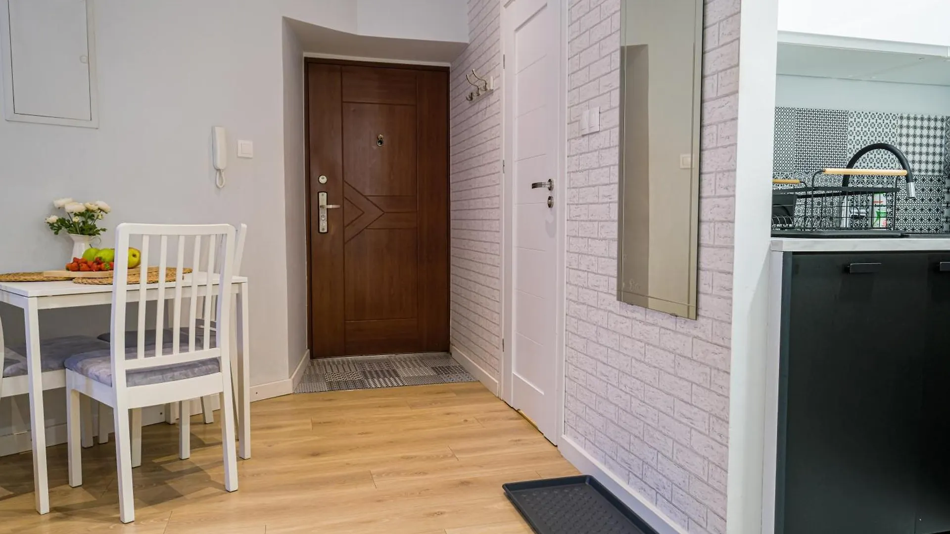 Old Town Wawel II Premium Apartments Krakow Poland